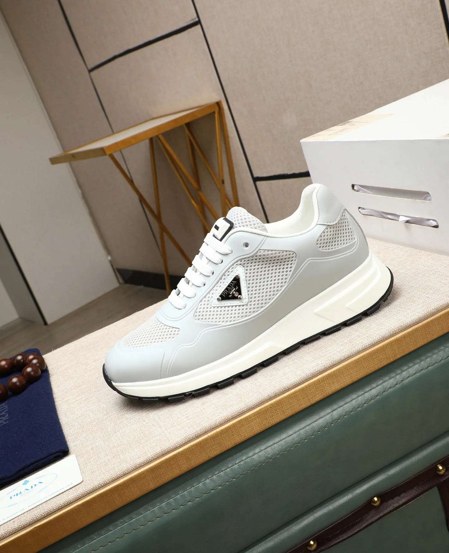 Men's shoes 💰580 [PRADA] Prada - High-end quality original order - Upper: 🔝 silk calfskin, brand canvas cloth, brand metal fasteners - Lining: mesh, foot pads; top-grade cowhide - Outsole: ultra-light TPU foam; molded outsole - Ultra-high quality control·Fine workmanship: highlighted (high-end·luxury·grade) -Size: 38-44 (45 can be customized) Wang